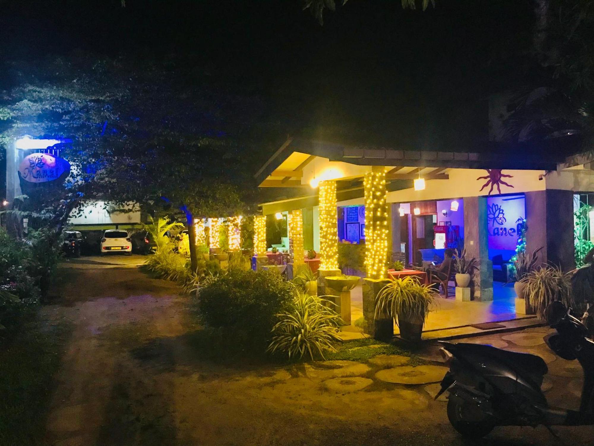 波隆纳鲁沃 曼内尔旅馆酒店 外观 照片