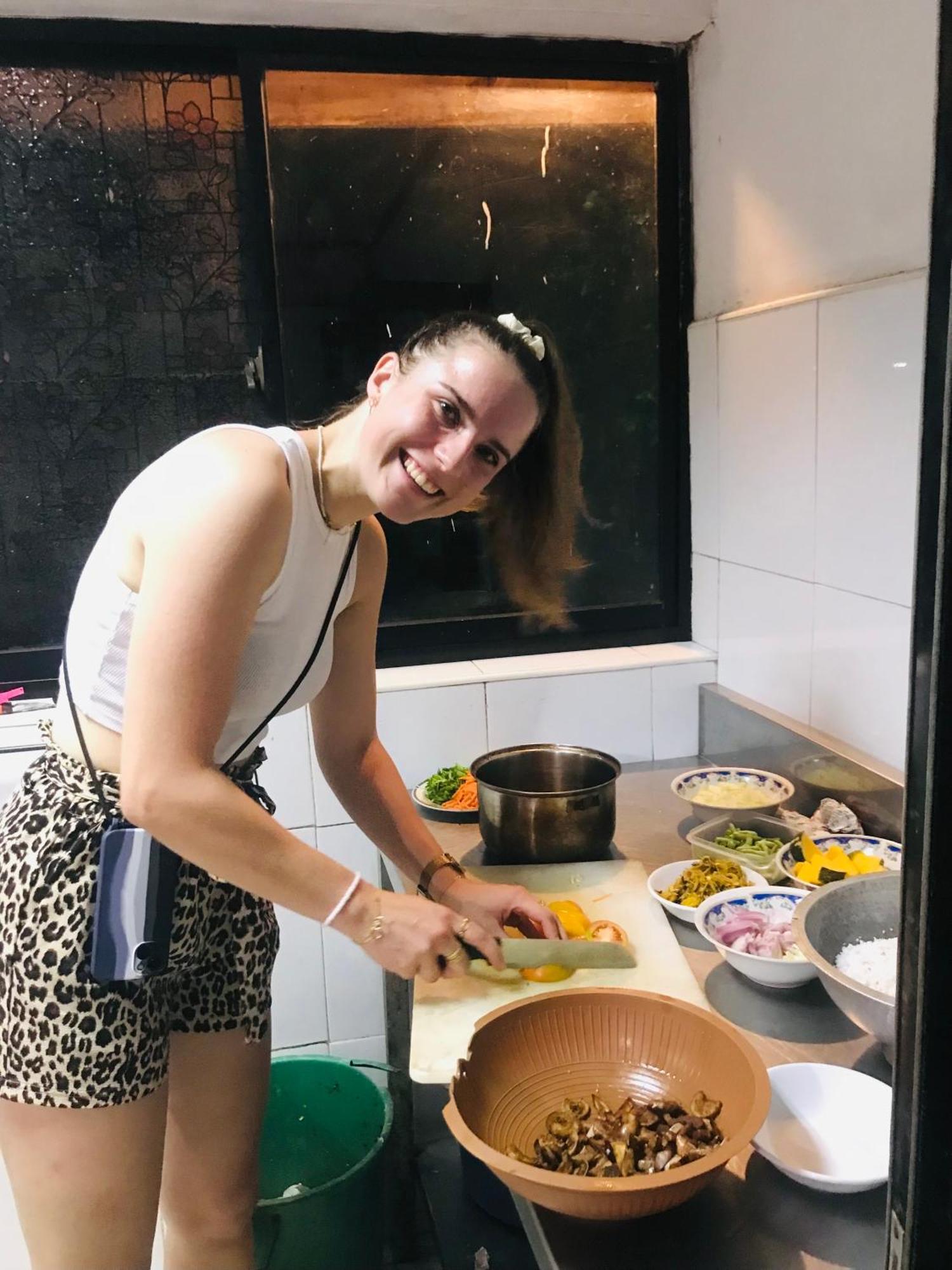 波隆纳鲁沃 曼内尔旅馆酒店 外观 照片